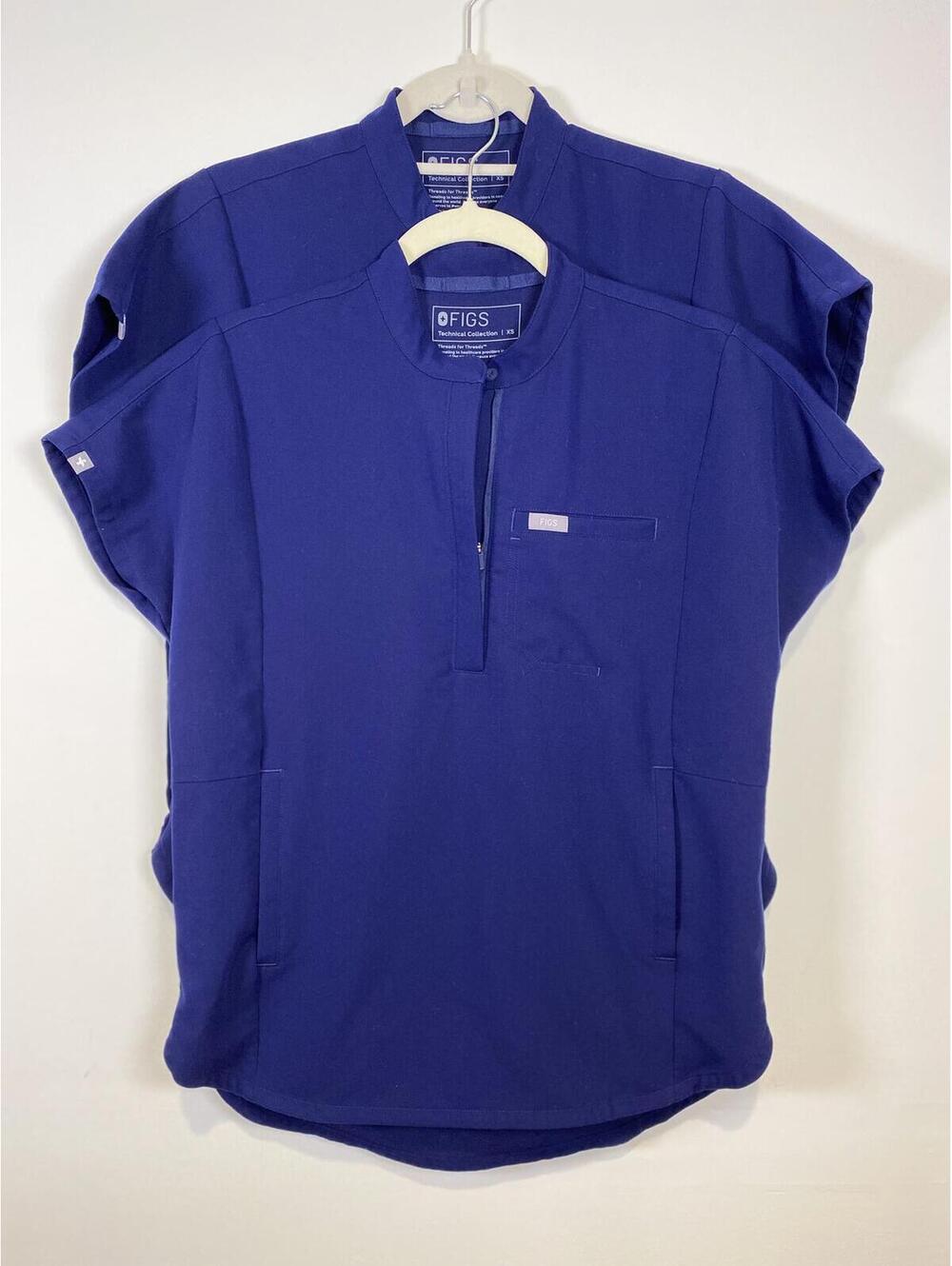 2 FIGS Technical Collection Short Sleeve Scrub Top XS